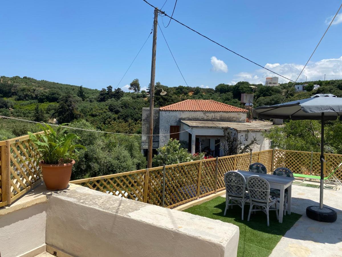Casa Di Fragkiskos. Ένα Σπίτι Μέσα Στη Φύση. Villa Kondomarion Exteriör bild