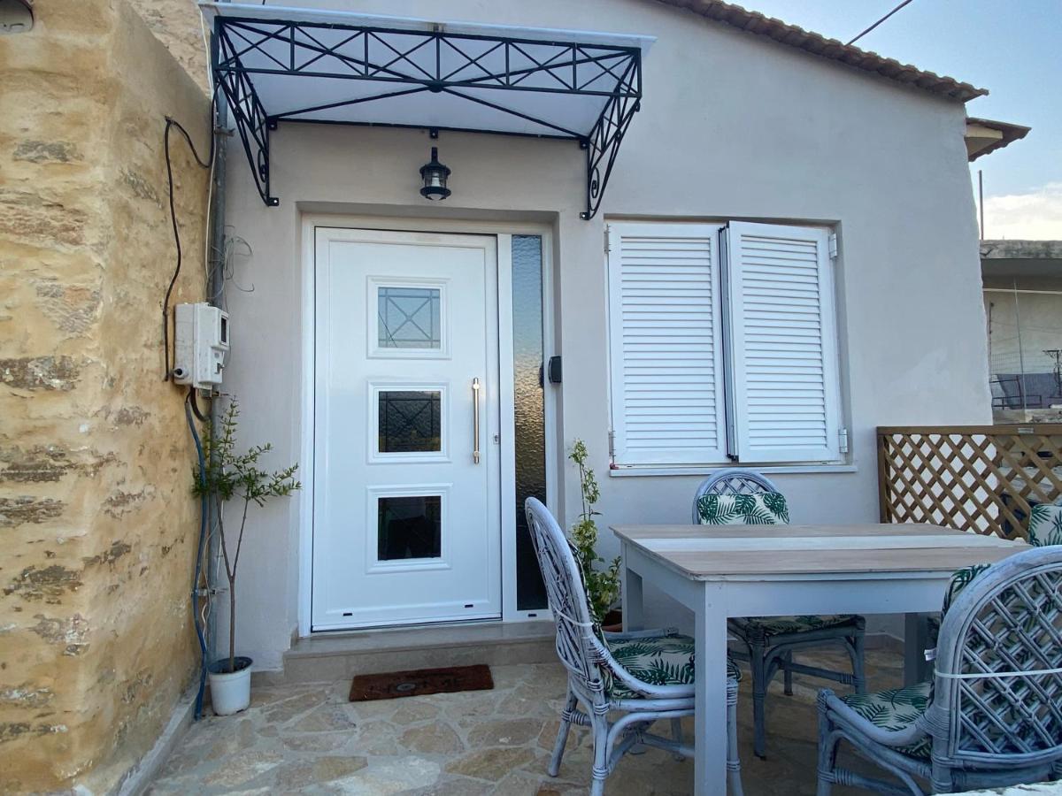 Casa Di Fragkiskos. Ένα Σπίτι Μέσα Στη Φύση. Villa Kondomarion Exteriör bild