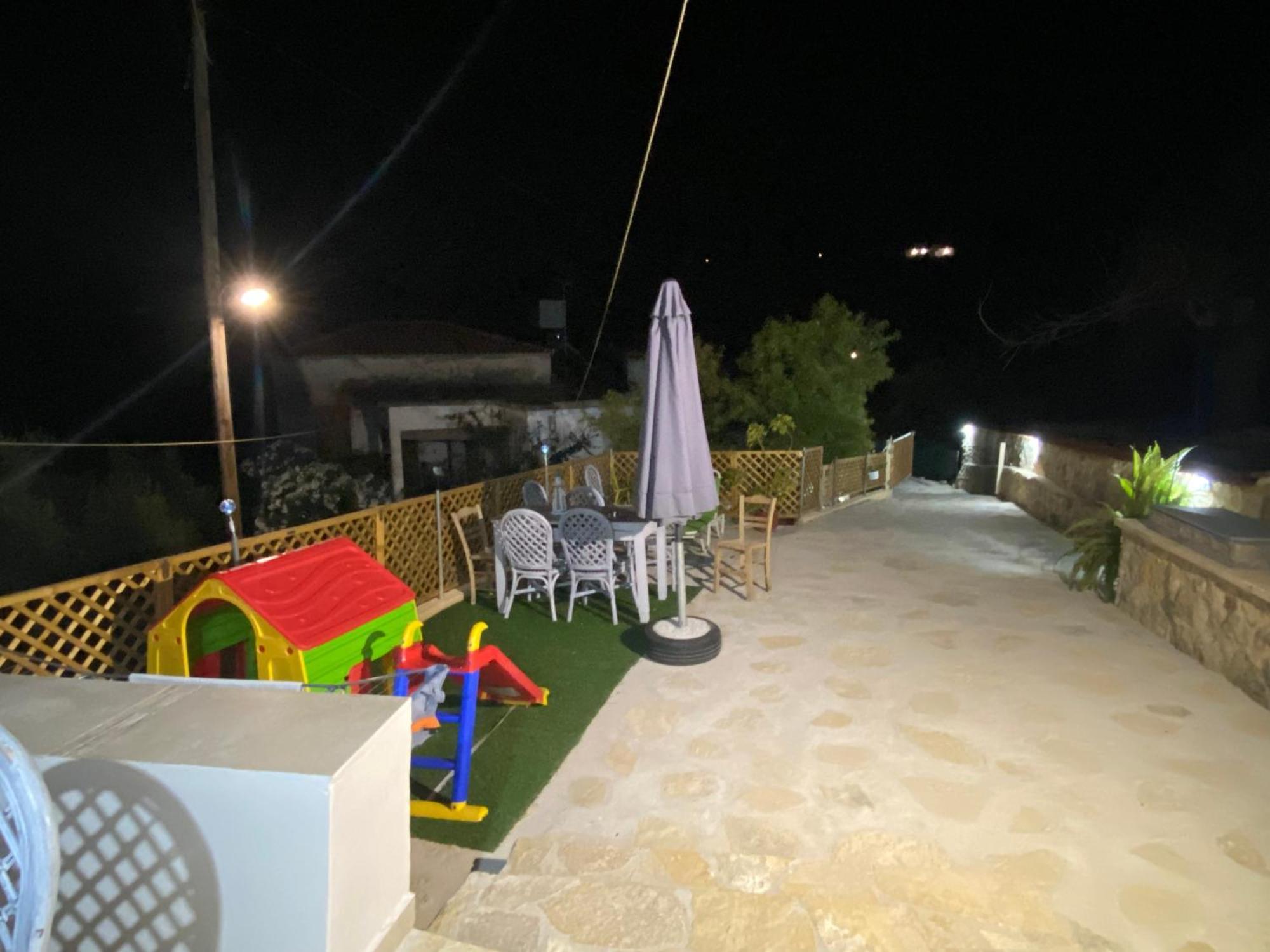 Casa Di Fragkiskos. Ένα Σπίτι Μέσα Στη Φύση. Villa Kondomarion Exteriör bild